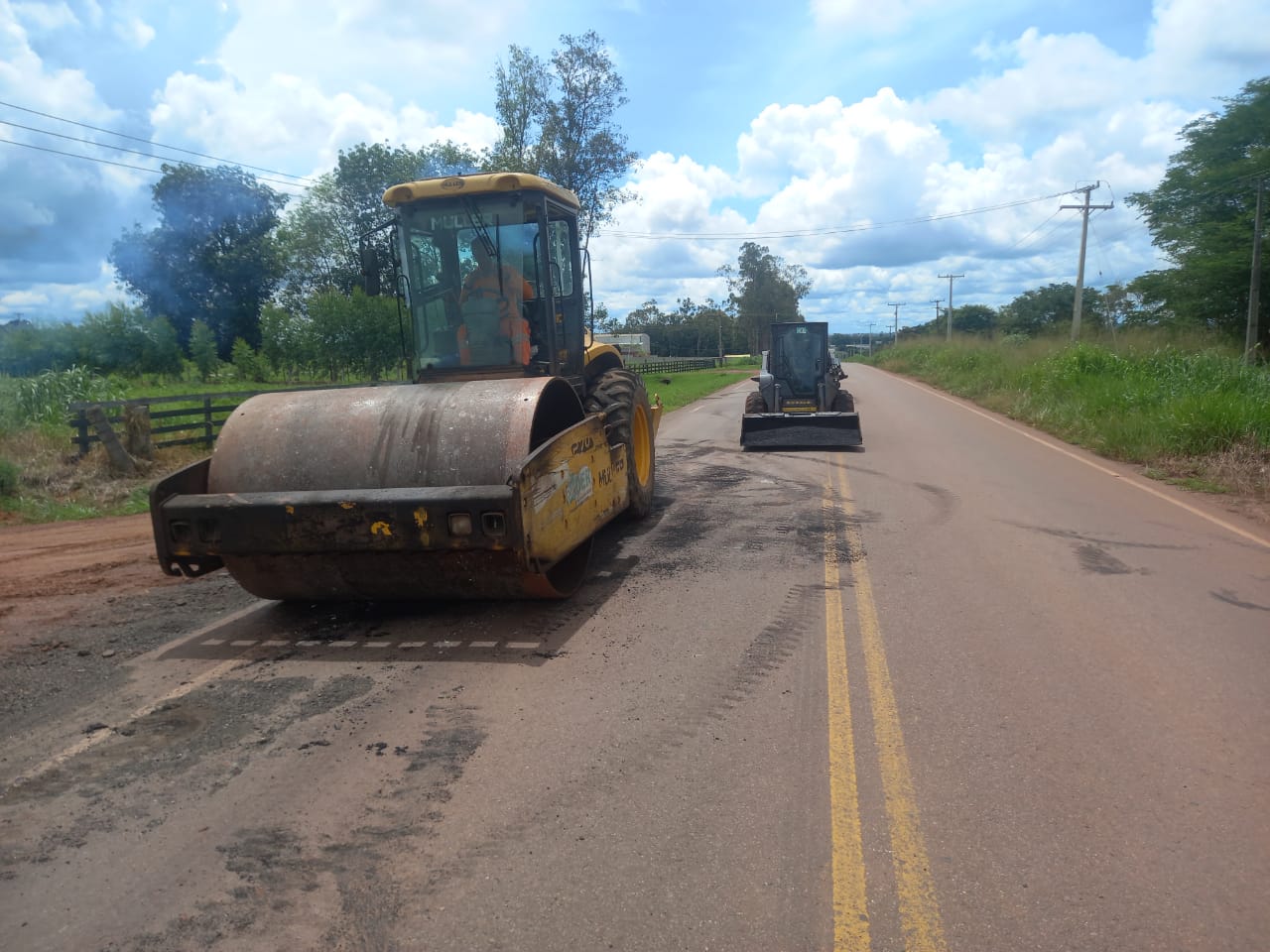 Estradas Transportes Serviços Públicos DER atua firme na