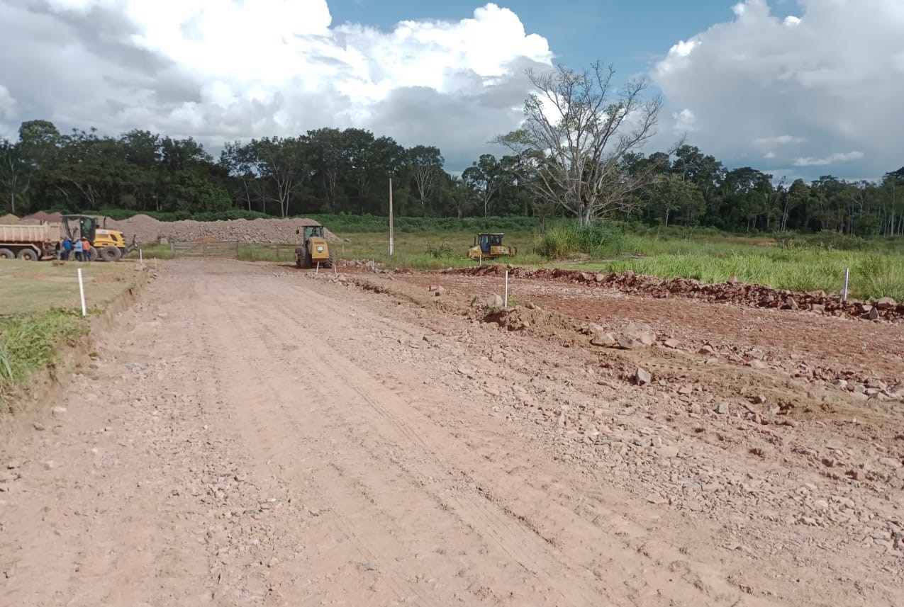 Estradas Transportes Serviços Públicos DER inicia pavimentação