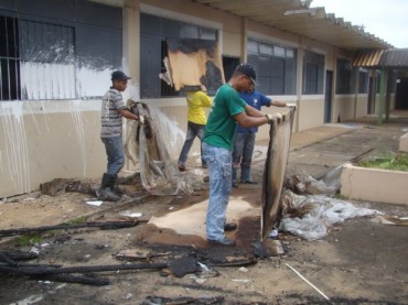 Escola-Manaus-20-02-2014-54-620x465