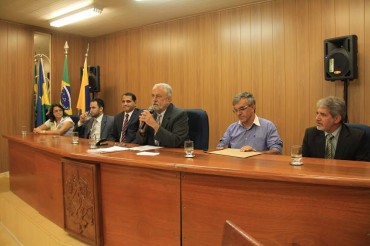 Secretário da Casa Civil, Marco Antonio de Faria, dá  posse a novos secretários