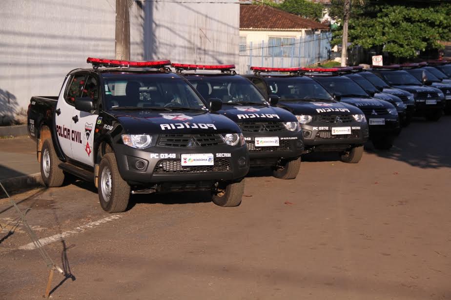 IGP recebe novas viaturas para atendimento a locais de crime - Secretaria  da Segurança Pública