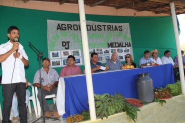 inaugura__o da agroind_stria (1)