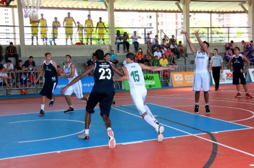 O basquete masculino da Escola Estadual Barão de Solimões, de Porto Velho, competirá com a equipe do Colégio Master Bessa, da Paraíba, nesta quarta-feira, 12