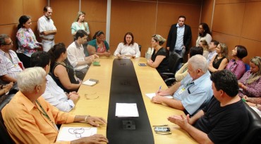 Gerentes, subgerentes e coordenadores da Seduc se reuniram com a nova secretária, Fátima Gavioli