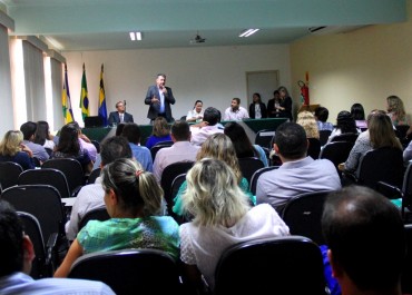 A abertura do curso de Atualização de Licitação e Contratos da Seduc aconteceu na manhã desta segunda-feira, 9, no Rondon Palace Hotel