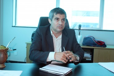 Diretor-geral do DER, Lioberto Caetano garante que o Governo continuará apoiando os municípios. 