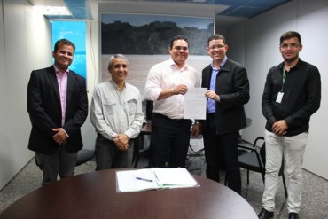 Secretários George Braga e Marcos Rocha assinaram o termo de 
