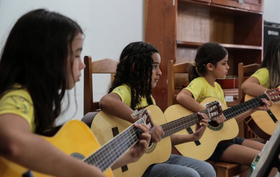 Projeto Orquestra em Ação atende crianças e jovens de Ji-Paraná