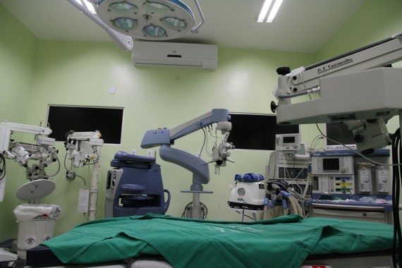 Governo do Estado investe em equipamentos de ponta para cirurgia oftálmica