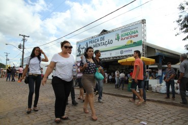 O povo Visita a Rondonia Rural Show-fotos de Èsio mendes   (23)