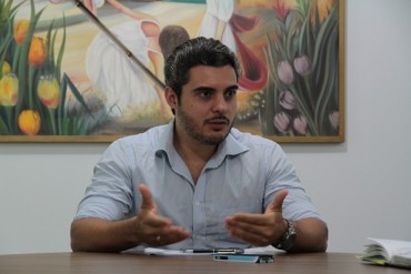 Thiago Flores, superintendente