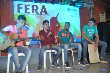 Alunos de Jaru e região realizaram diversas apresentações artísticas durante a fase regional do Fera