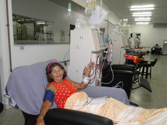 Dona Jacira faz hemodiálise há nove anos