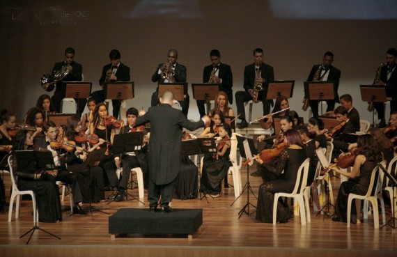 A Orquestra Villa Lobos surgiu em 2006 na cidade de Porto Velho.