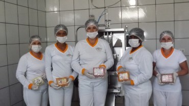 Frut-Polpa gera 15 empregos direto em Nova Brasilândia.