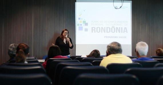 Zilene Rabelo destacou a abrangência do Plano, e a importância da participação dos rondonienses em sua discussão
