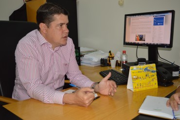 Diretor técnico de Habilitação e Medicina do Trânsito Acácio Figueira