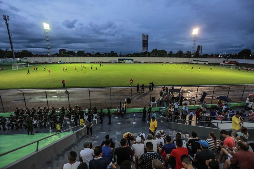 Estádio Alúizio Ferreira teve gramando recuperado, além de arquibancada e vestiários reformados