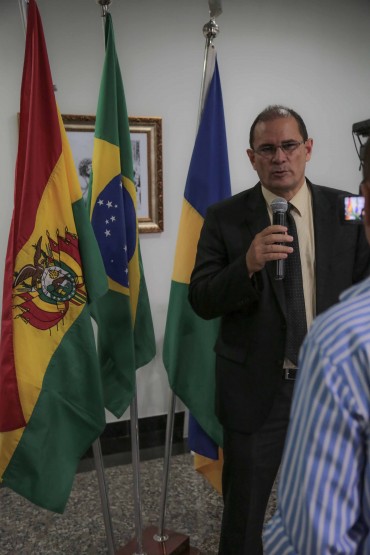 Vice-governador Daniel Pereira comandou a Mesa de Negociação