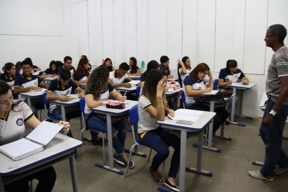 chegada dos alunos (8) Plano piloto da Seduc buscará paz escolar em Porto Velho