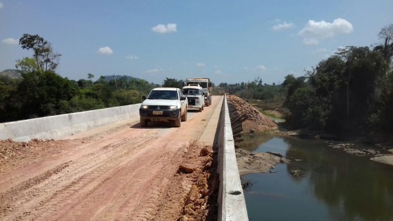 A ponte teve o acesso liberado para o tráfego de veículos na última sexta-feira 
