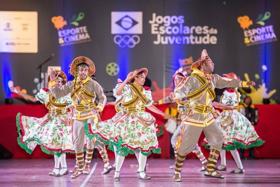Dança folclórica marcou a abertura dos Jogos Escolares em João Pessoa