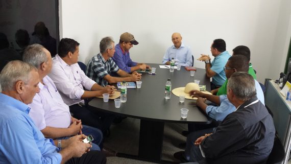 Governador Confúcio em reunião com prefeitos eleitos do Vale do Jamari