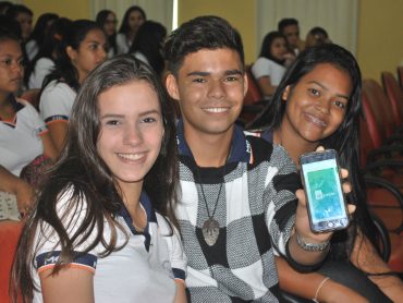 Jovens sentem-se empolgados com os benefícios do Programa Identidade Jovem em Rondônia