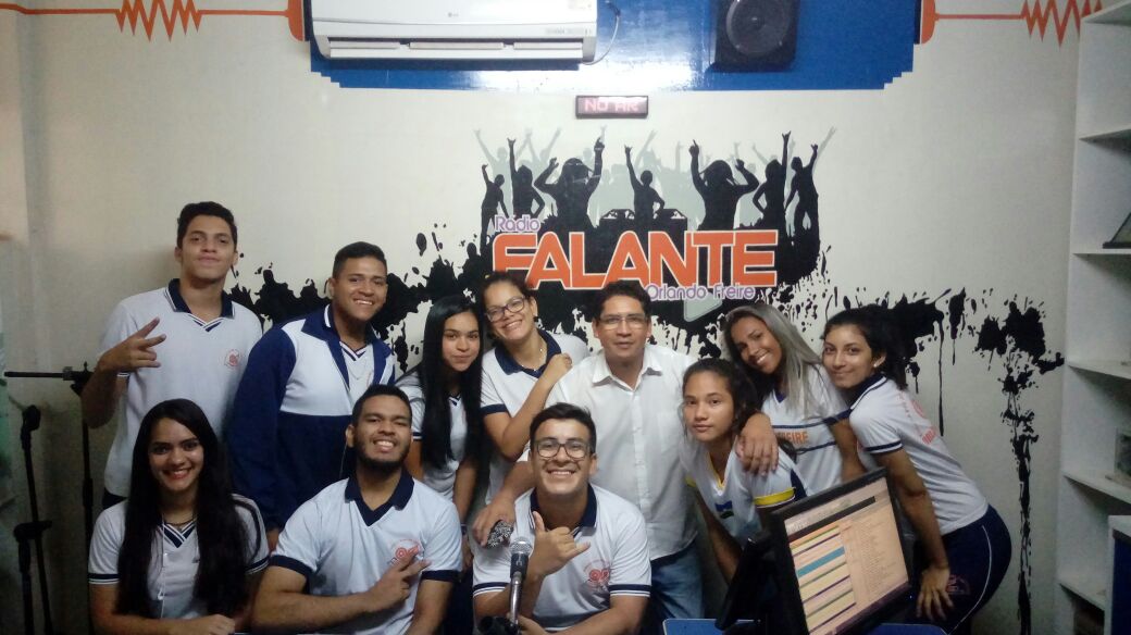 Educação - Rádio Falante mobiliza alunos para eleição ao Grêmio