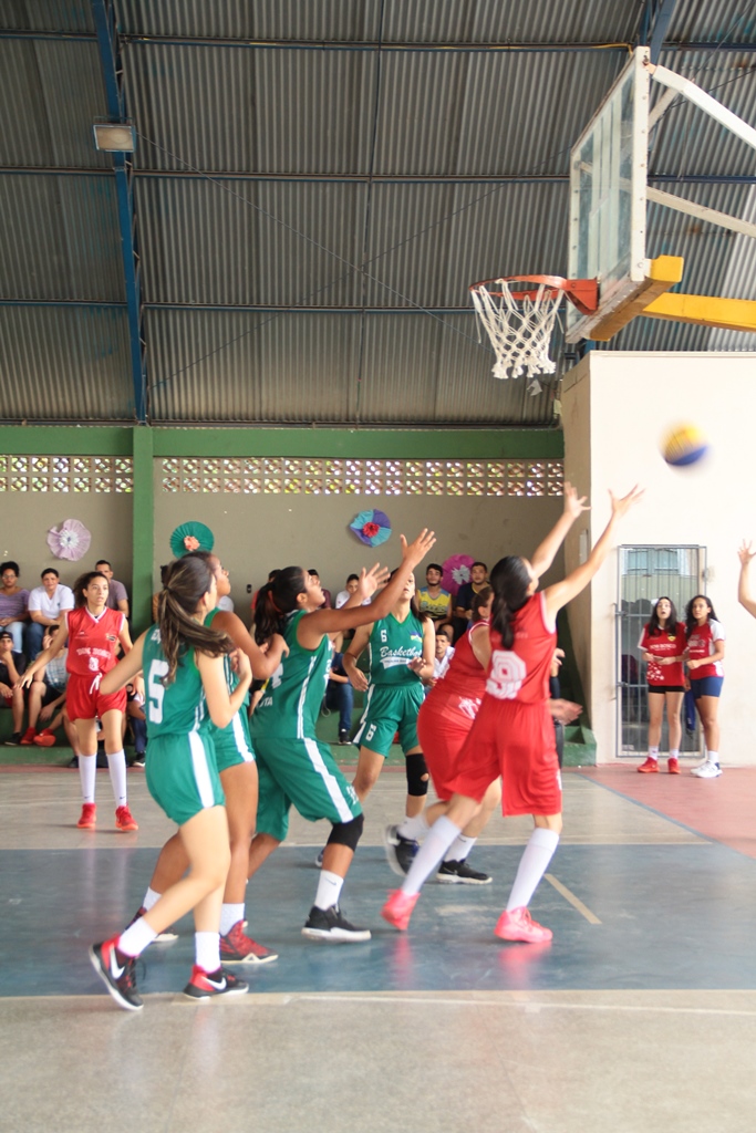 SEDU - Times de Basquete entram em quadra nos Jogos Escolares da