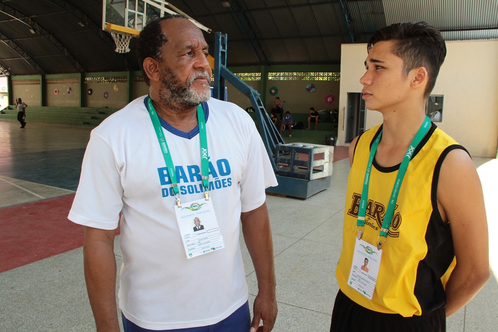 SEDU - Times de Basquete entram em quadra nos Jogos Escolares da