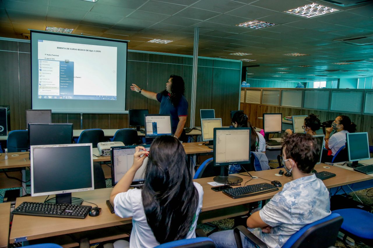 Planejamento, Orçamento e Gestão - Escola de Governo passa a utilizar  Ambiente Virtual de Aprendizagem para ofertar cursos - Governo do Estado de  Rondônia - Governo do Estado de Rondônia