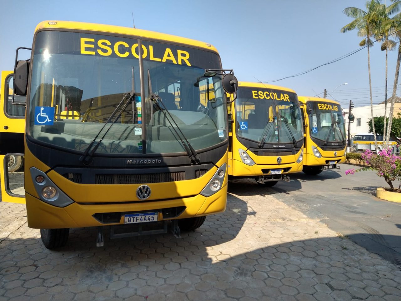 1 Jogo) Ônibus escolar das crianças Ônibus Polícia Ônibus Escolar