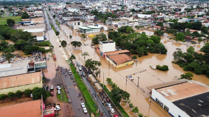 Governo de Rondônia garante suporte imediato às famílias de Cacoal após enchentes de rios da região