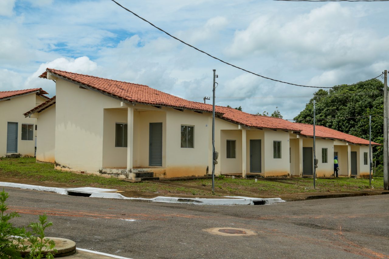 Governo de RO homologa primeiros contratos do programa Meu Sonho e convoca novos beneficiários para análise financeira