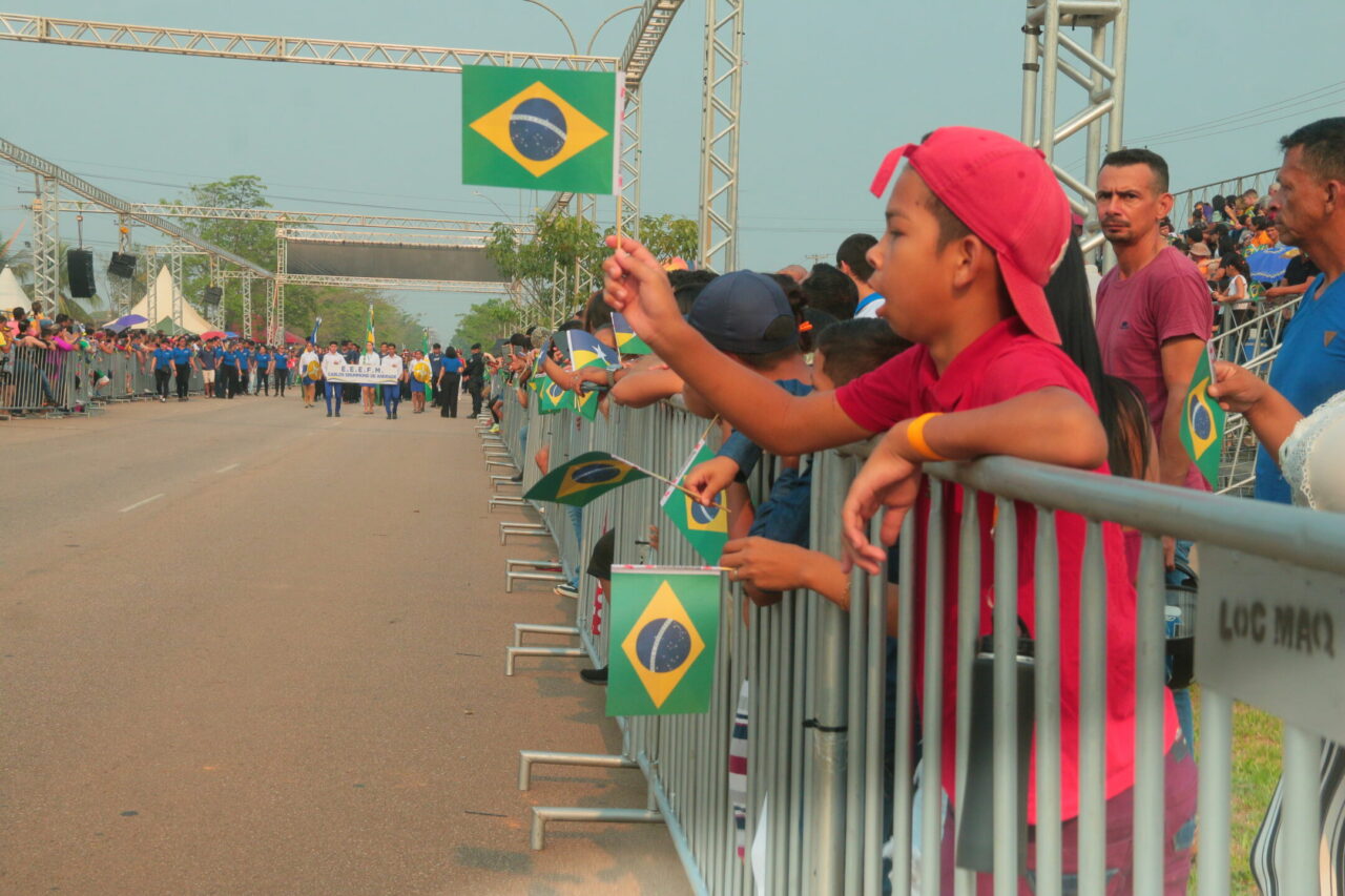 Este ano o tradicional desfile cívico-militar acontece, às 8h, na Avenida Santos Dumont