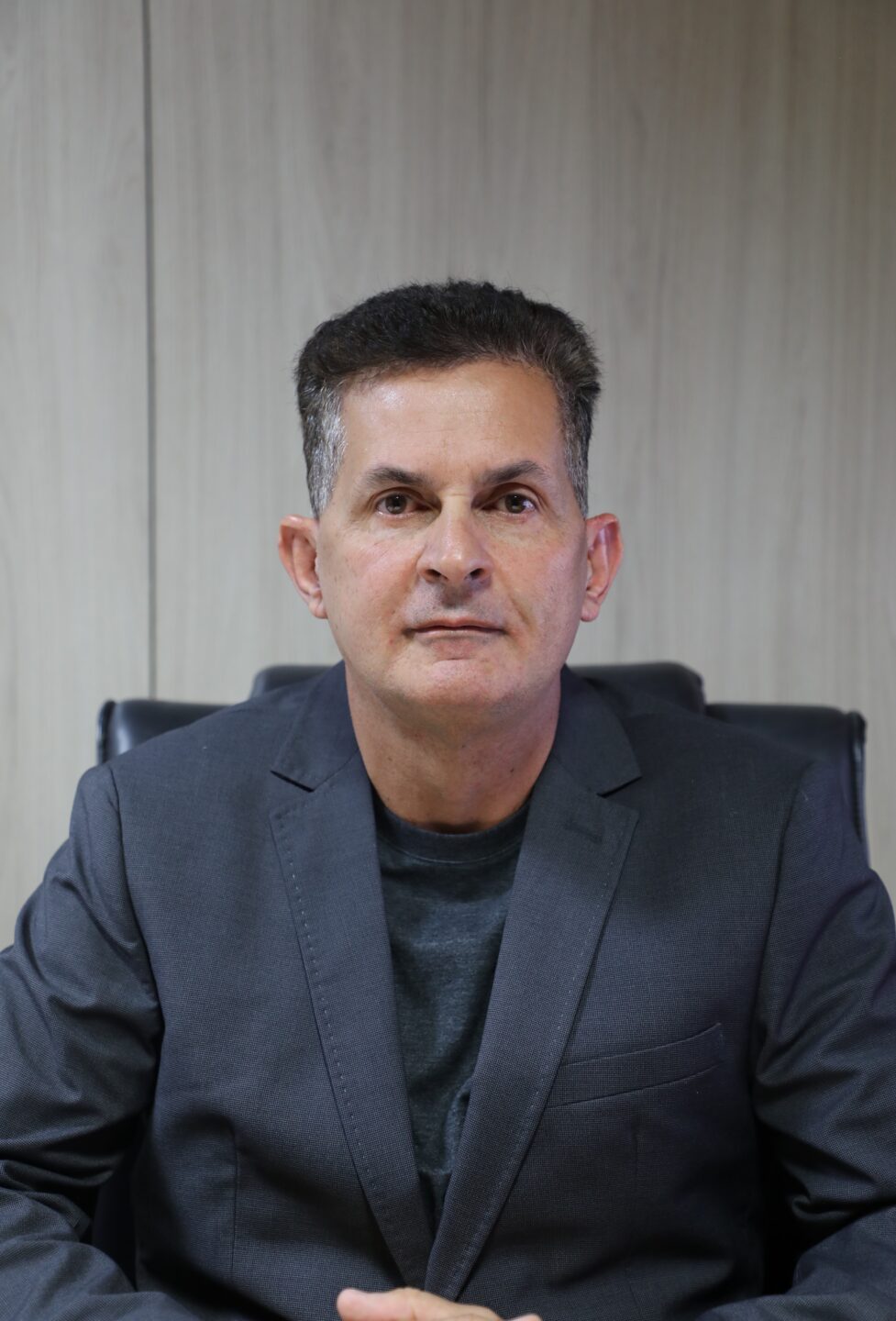 Secretário Adjunto Élcio Barony de Oliveira