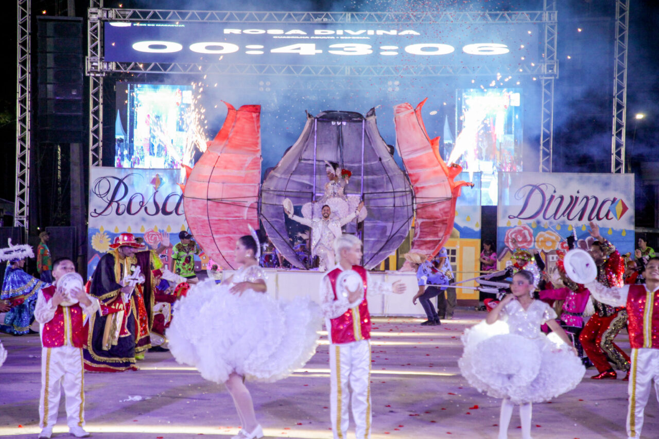 A tradicional Rosa Divina, com 46 anos de atuação, trouxe o tema “Os Guardiões da Rosa: Entre a Fé de Santo Antônio e os Mistérios da Noite de São João”