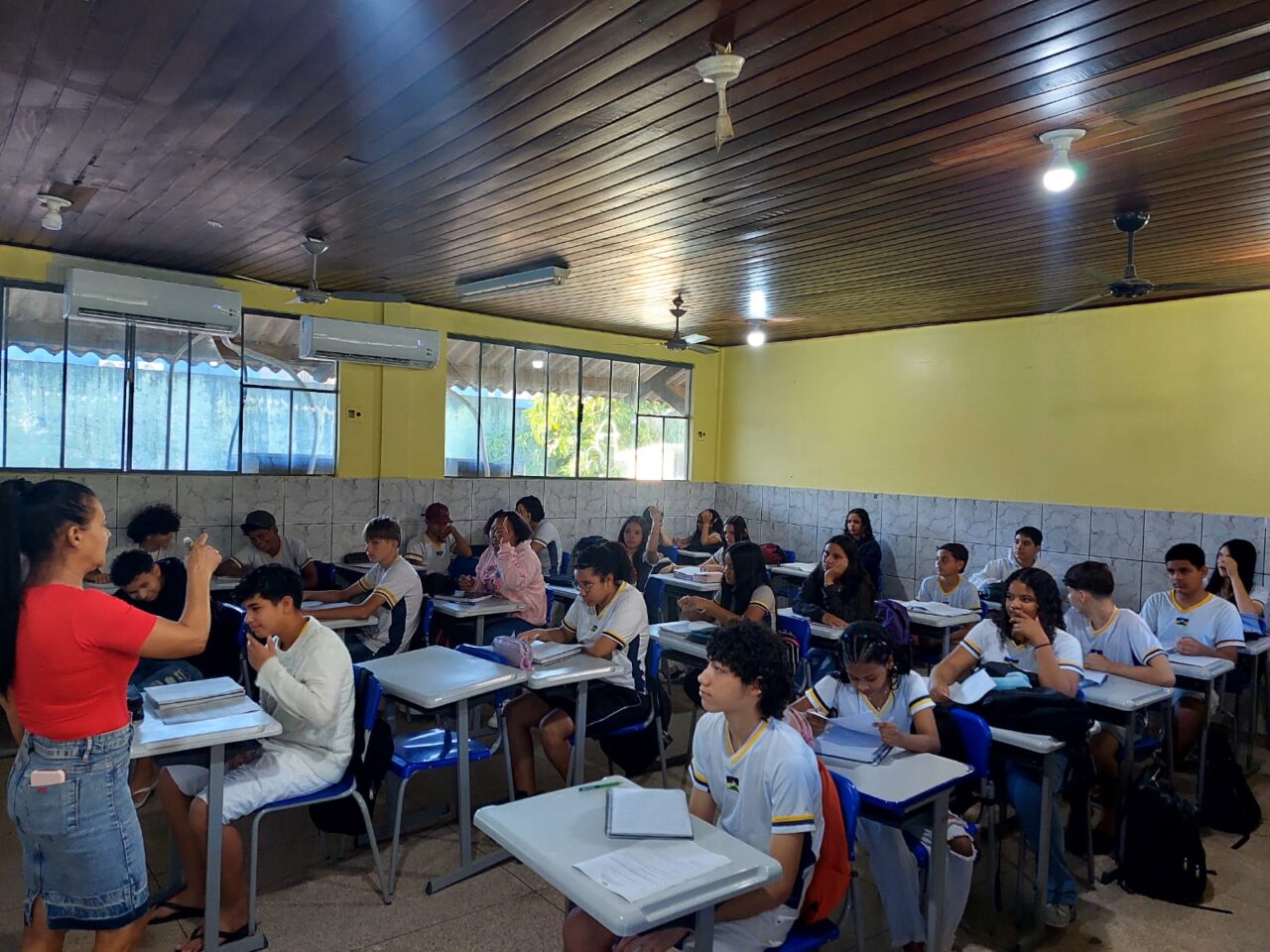 CHAMADA ESCOLAR 2026: matrículas da rede estadual acontecem de 19 a 23 de janeiro