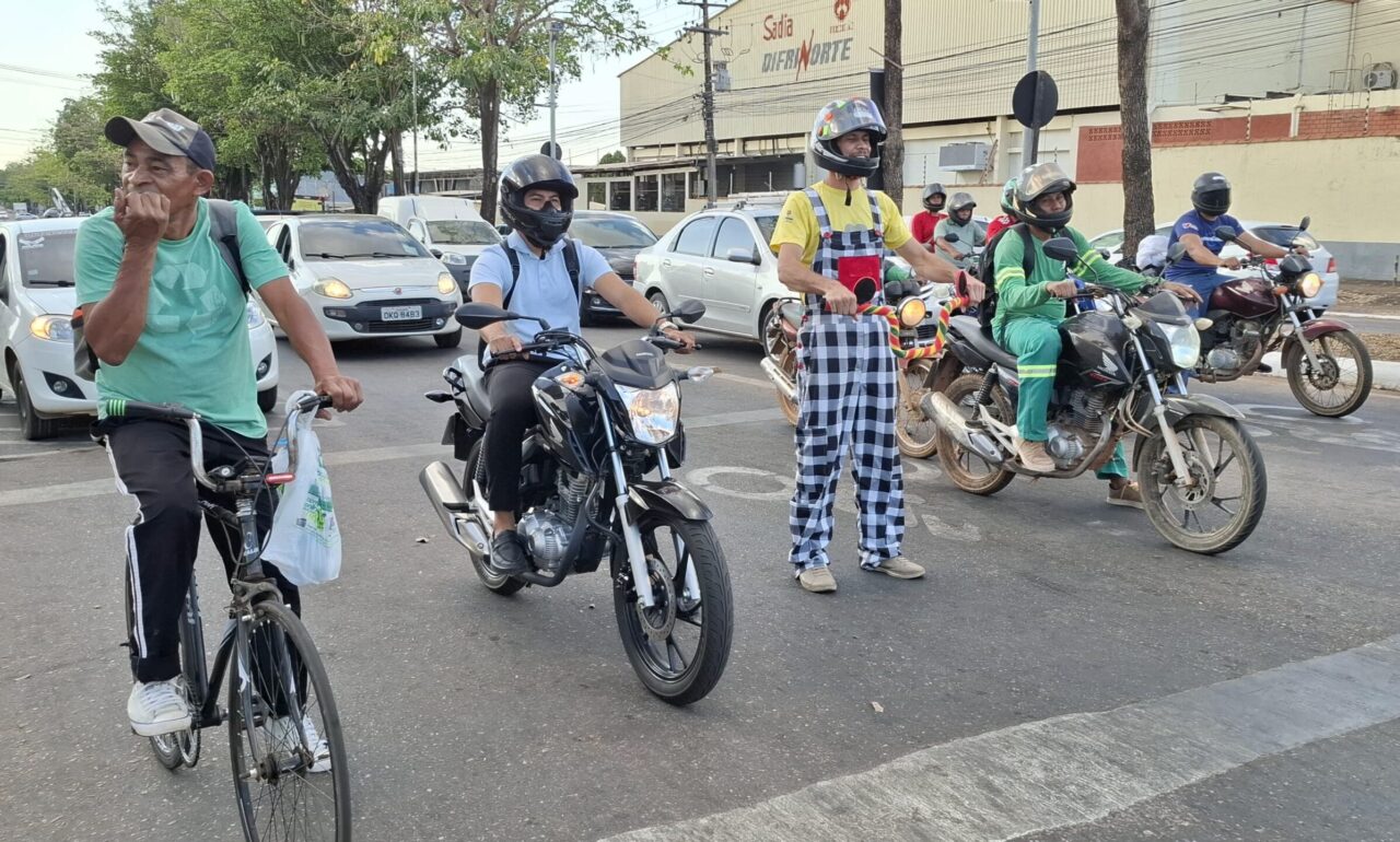 Encenações simbólicas chamaram a atenção da população para os riscos da imprudência