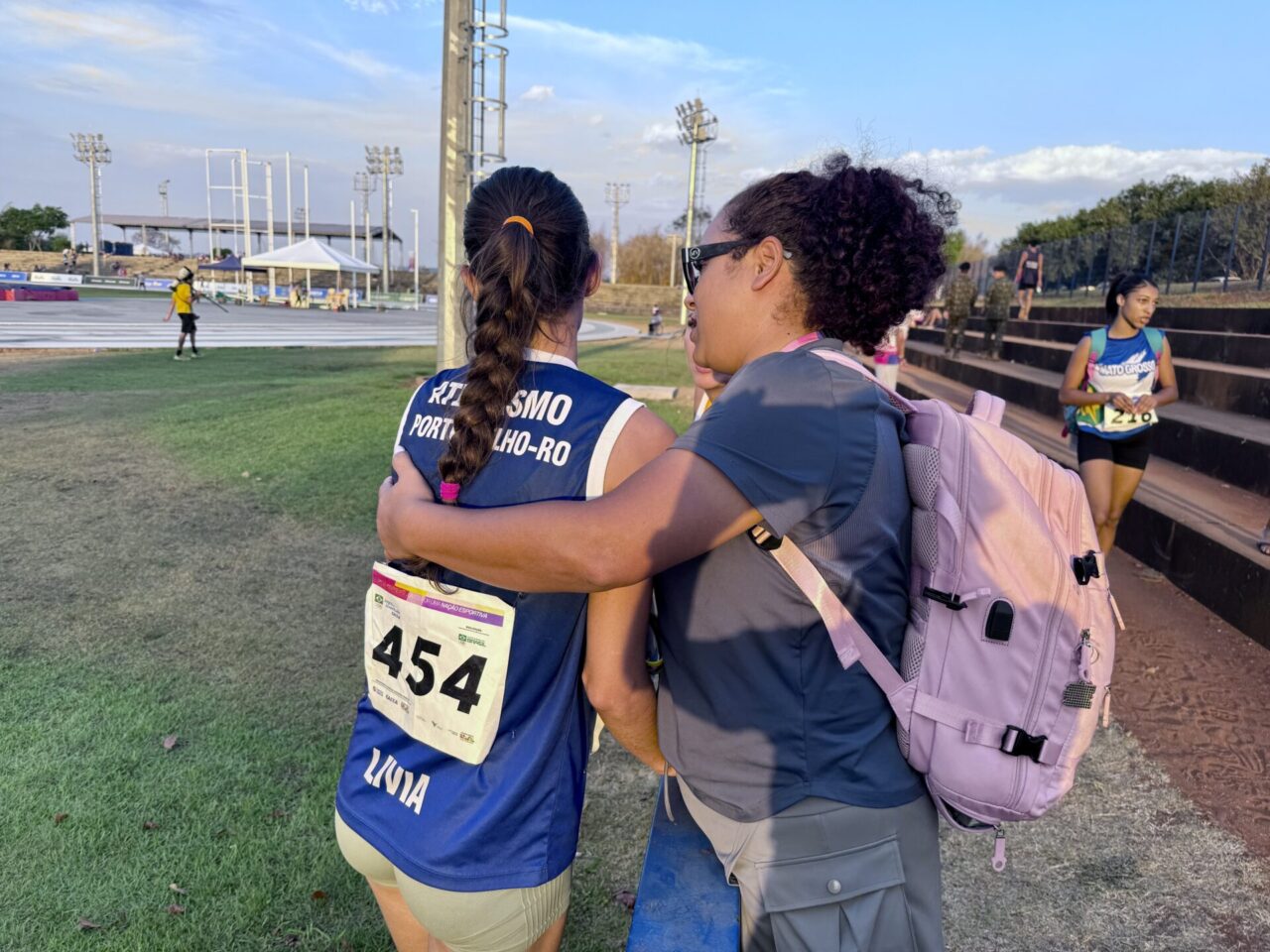 Ser atleta é aprender a superar obstáculos todos os dias, com garra e determinação, e isso servirá para toda a vida