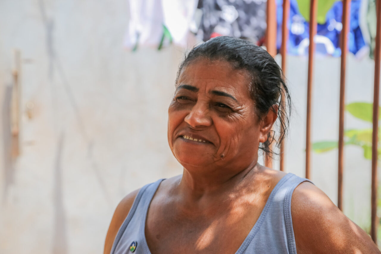 Com a nova pavimentação, Tereza acredita que idosos e crianças terão mais bem-estar e segurança