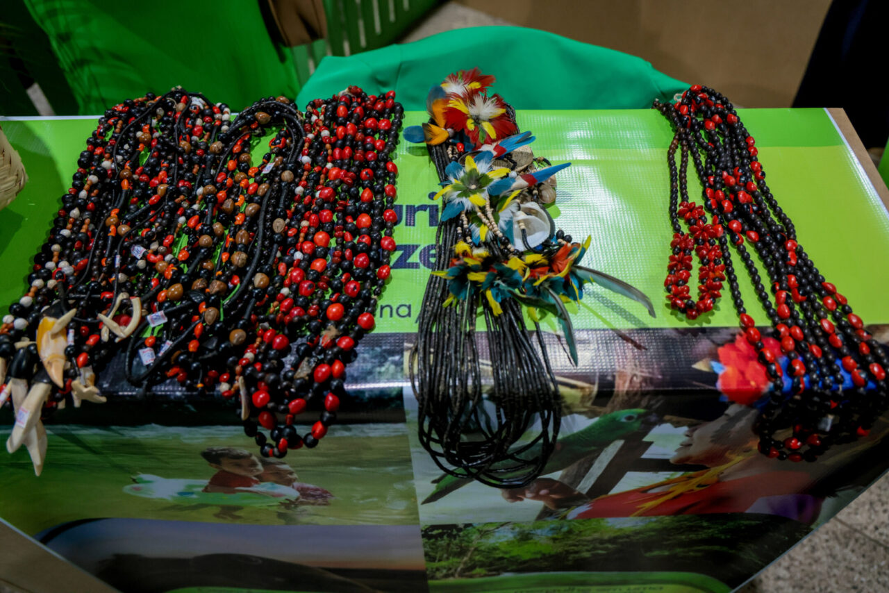 Artesanato produzido pelas comunidades indígenas