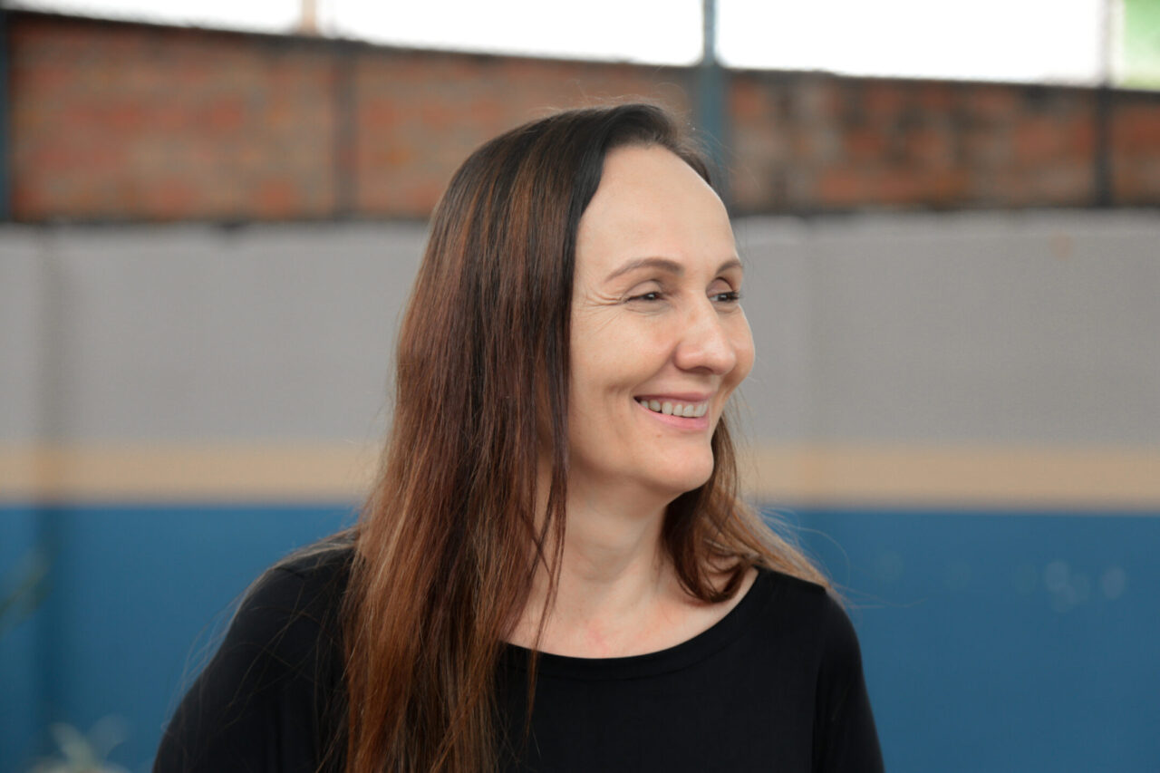 A diretora do CAPS, Janaina Quintanilha, afirma que a música é um veículo de transformação