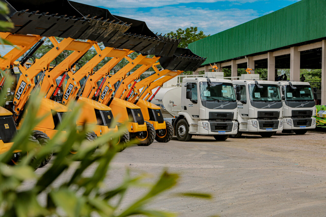 Supel participou de licitações em parceria com a Seagri, para aquisição de caminhões pipa e plantadeiras