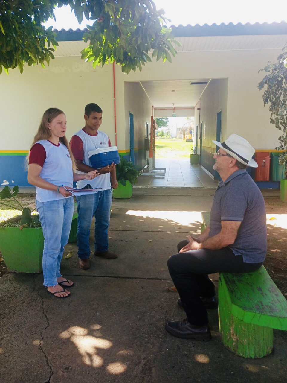 Antes do evento, os alunos apresentaram o produto à comunidade escolar