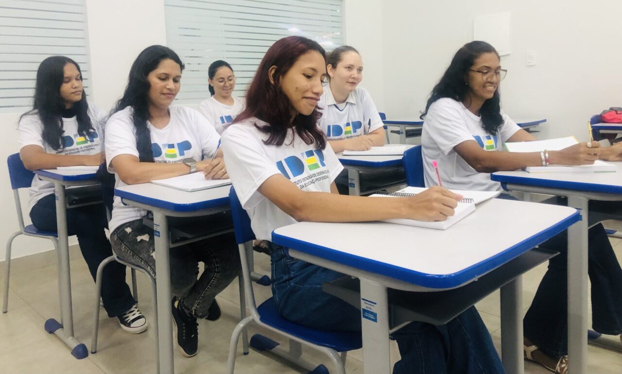 As aulas acontecerão nos polos Orlando Freire e Flora Calheiros Cotrin