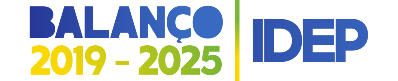 Em 2021, entraram em operação as escolas móveis que ofertam cursos em várias áreas