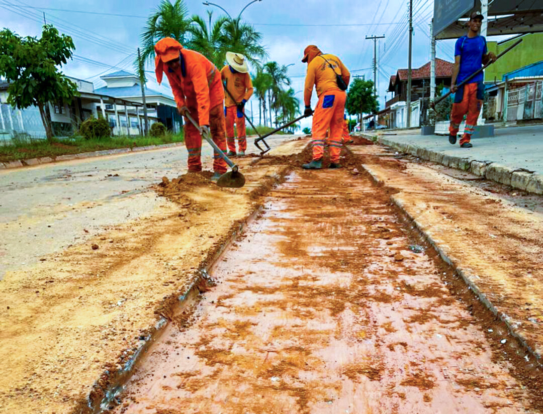 Ruas de Ji-Paraná passam por recuperação asfáltica com serviços do governo de Rondônia