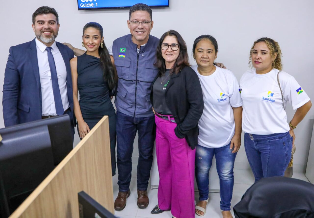 Na ocasião, o Iperon foi representado pelo diretor de Administração e Finanças e pela gerente de Administração